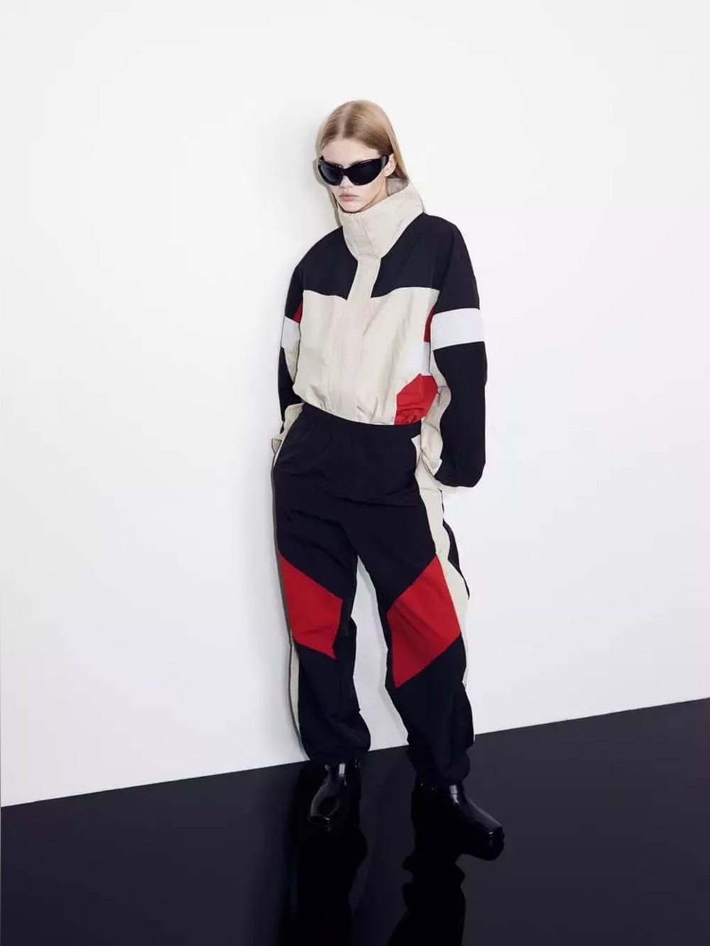 New with tags H&M color block retro nylon track pants